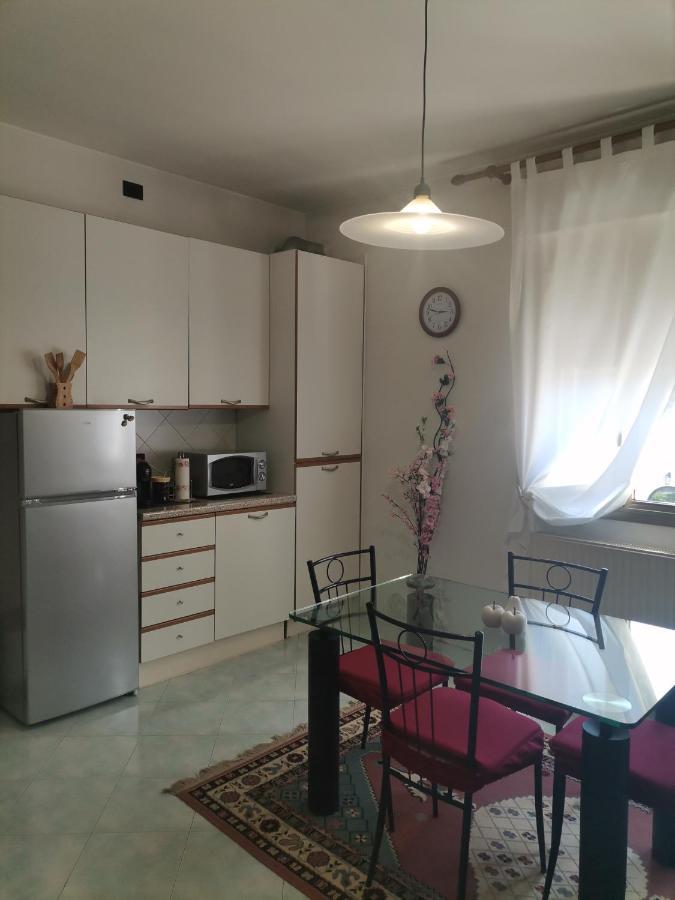 Appartamento Zsuzsa Lak Mestre Esterno foto